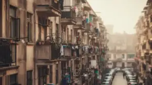 wady mieszkania w miescie